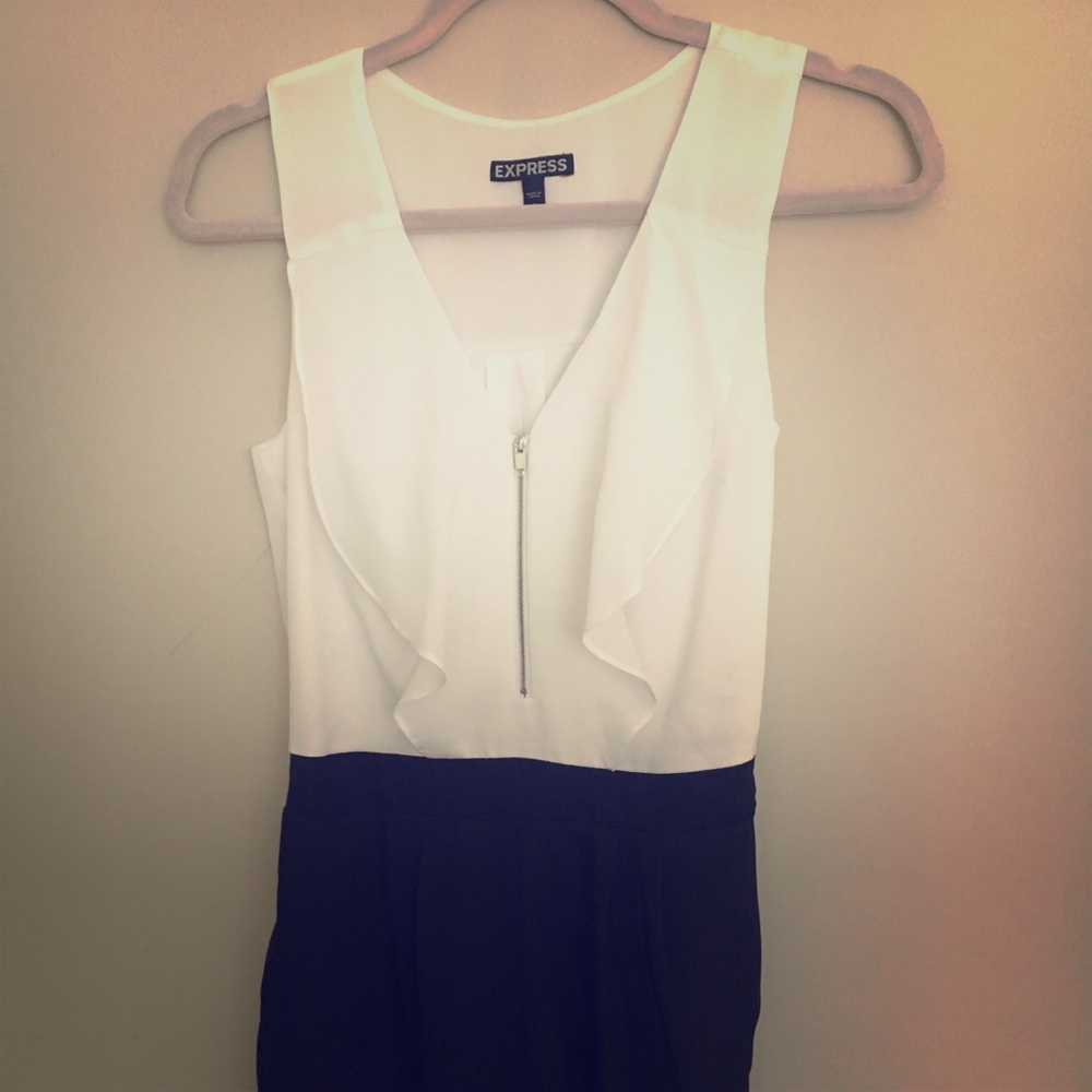 Express Ruffle front Romper Size 0